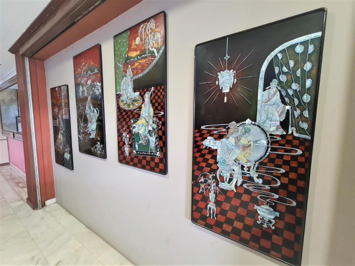 Anika Inn - Keluang Ngoại thất bức ảnh