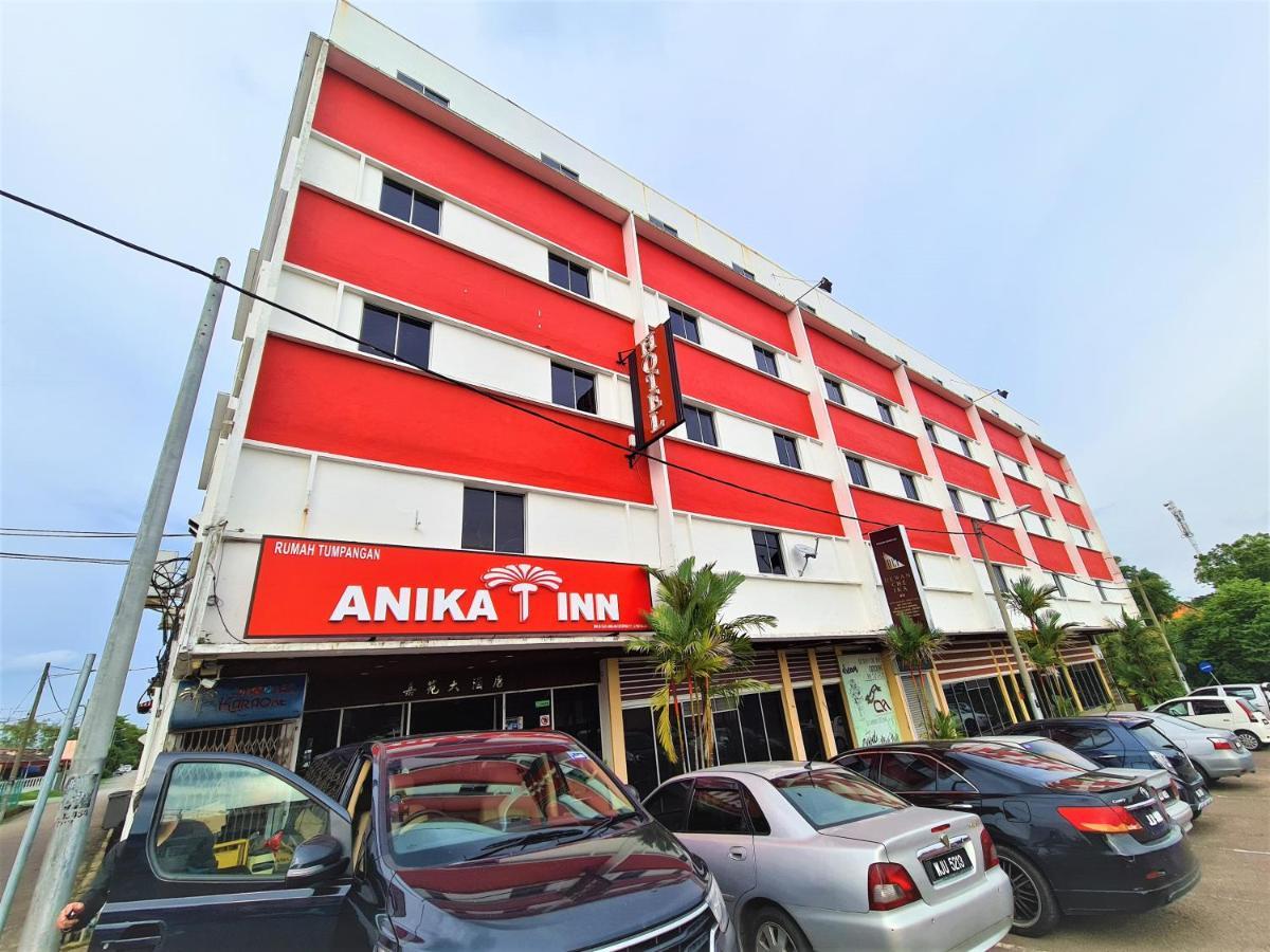 Anika Inn - Keluang Ngoại thất bức ảnh