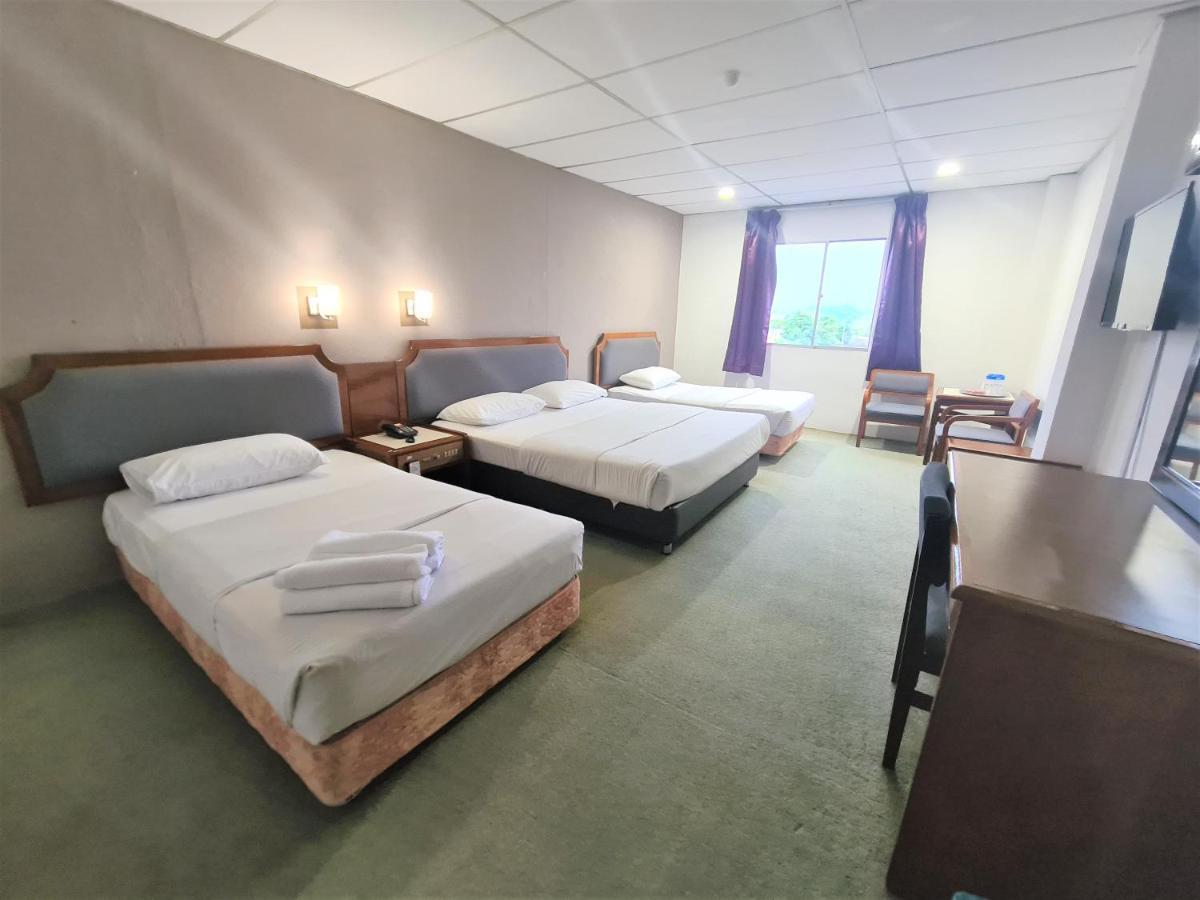 Anika Inn - Keluang Ngoại thất bức ảnh